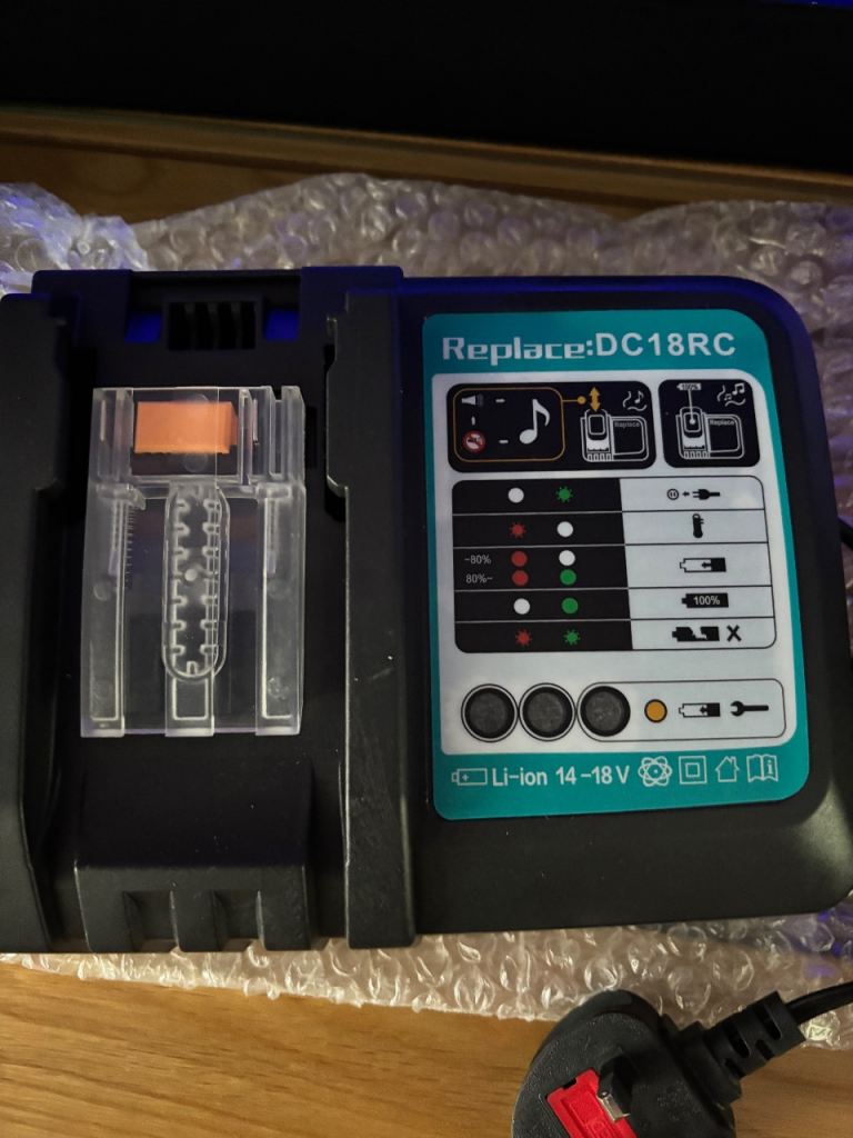 Battery Charger for Li-ion 14-18V Power Tools - As Good As New