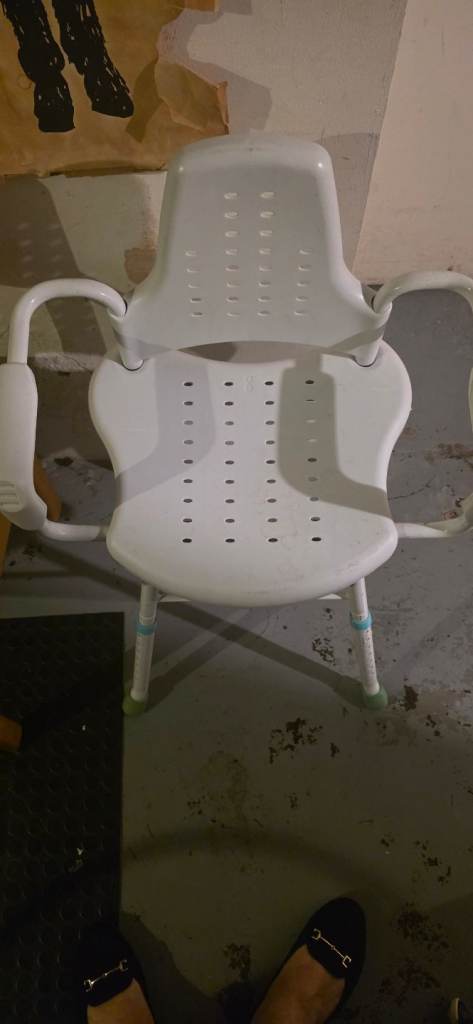 Bathroom chair