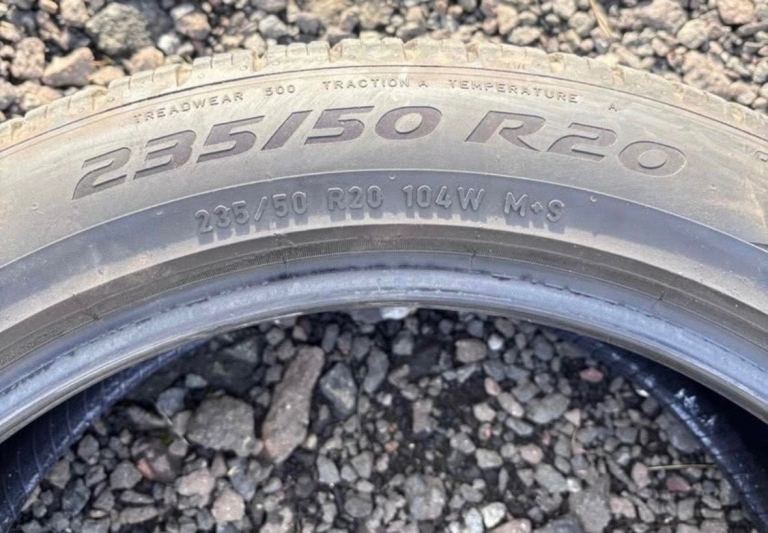 Tyres 235 50 20