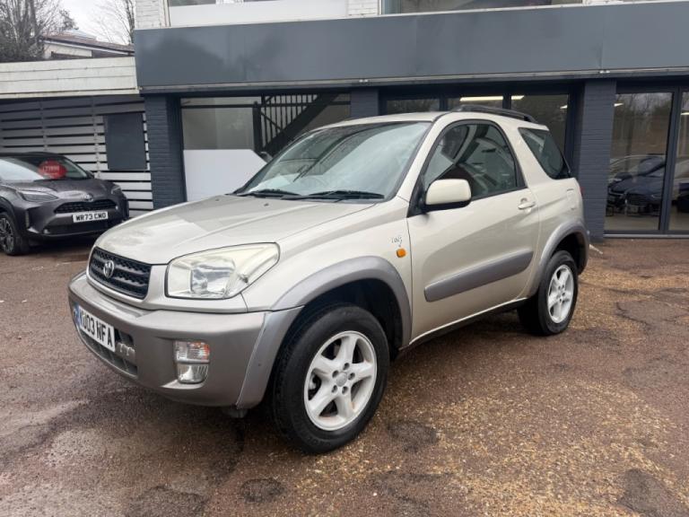  Toyota Rav-4 2.0 NRG 3dr - FSH - JUST CARRIED OUT AT TOYOTA Petrol