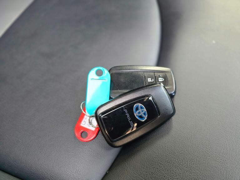  Toyota Prius 1.8 VVT-h Excel Hatchback 5dr Petrol Hybrid CVT Euro 6 (s/s) (122 ps) Petrol/Electr...