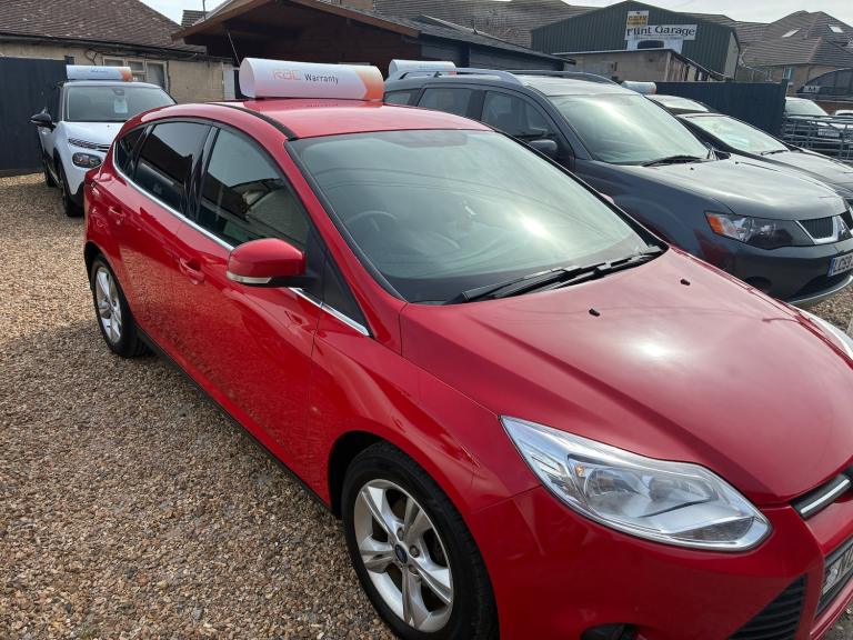 2012 Ford Focus 1.6 Zetec Hatchback 5dr Petrol Manual Euro 5 (105 ps) Petrol