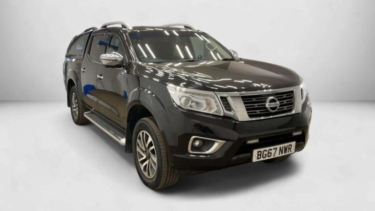 2017 Nissan Navara Double Cab Pick Up Tekna 2.3dCi 190 4WD Auto PICK UP DIESEL Automatic