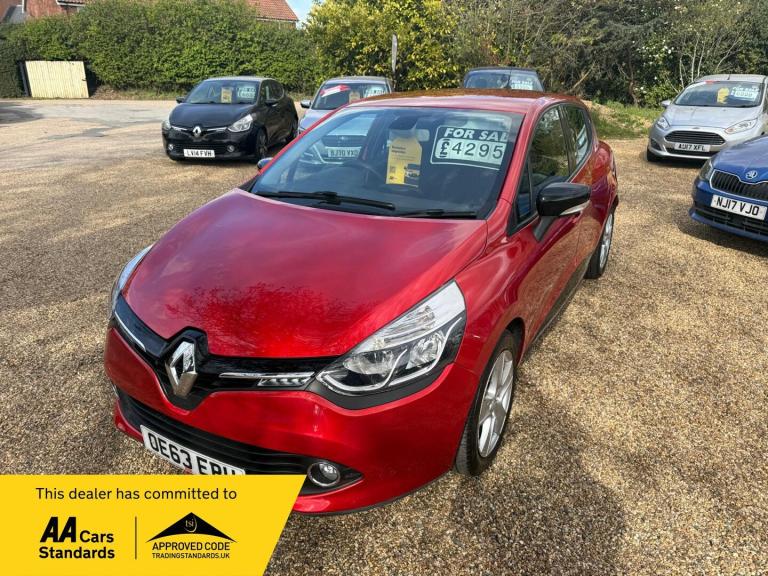 2013 Renault Clio 1.2 16V Dynamique MediaNav 5dr HATCHBACK Petrol Manual