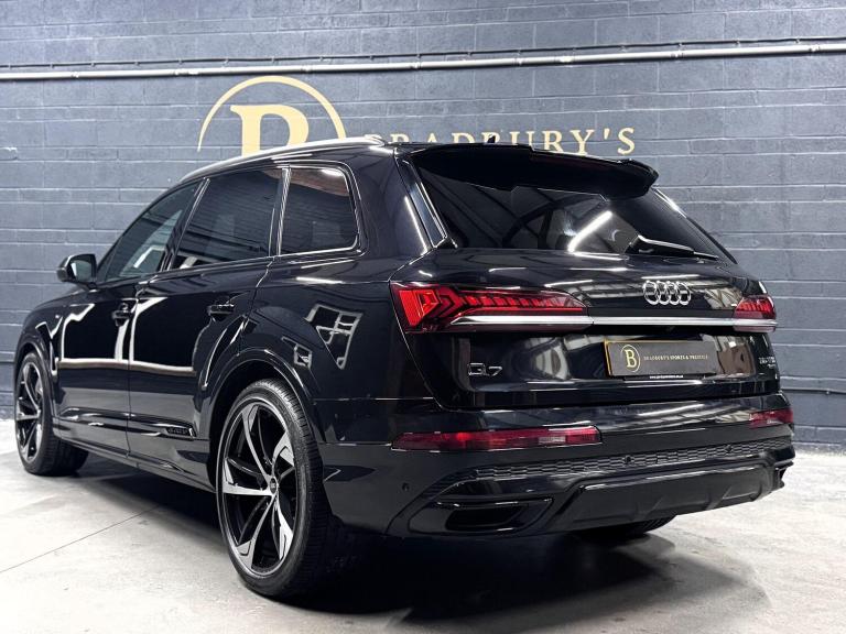 AUDI Q7 3.0 TFSI V6 55 Black Edition 2021
