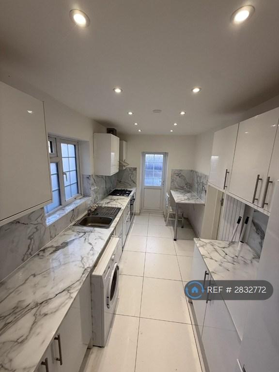 3 bedroom house in Stanley Road, Harrow, HA2 (3 bed) (#2832772)