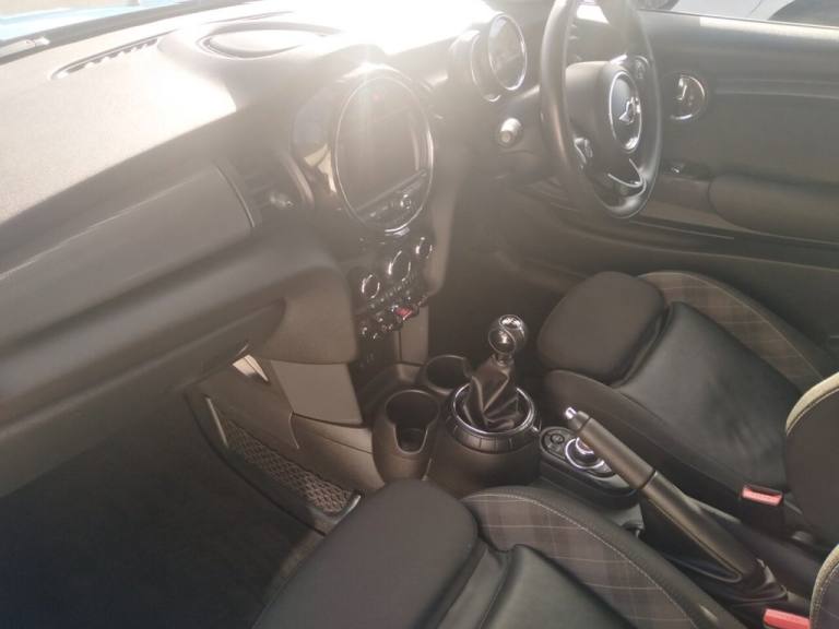 2018 MINI Hatch 1.5 Cooper Classic Hatchback 3dr Petrol Manual Euro 6 (s/s) (136 ps) Hatchback Pe...