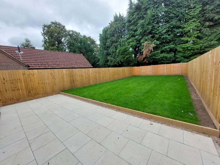 SLABBING  - ARTIFICIAL LAWNS - REAL TURF - FENCING - FULL LANSCAPING SERVICE & MORE .