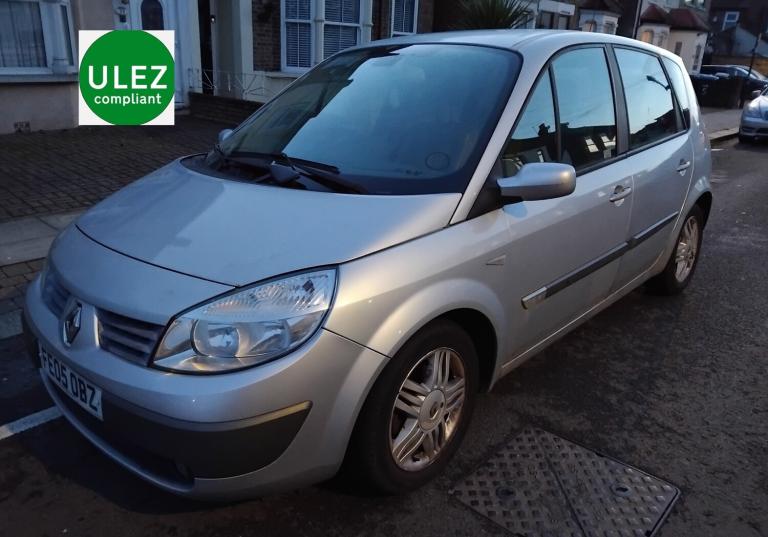 2005 Renault Megane 1.6 VVT Privilege 5dr Auto MPV Petrol Automatic