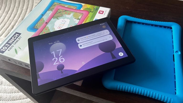 10.1 Inch Kids Tablet – Black with Blue Case