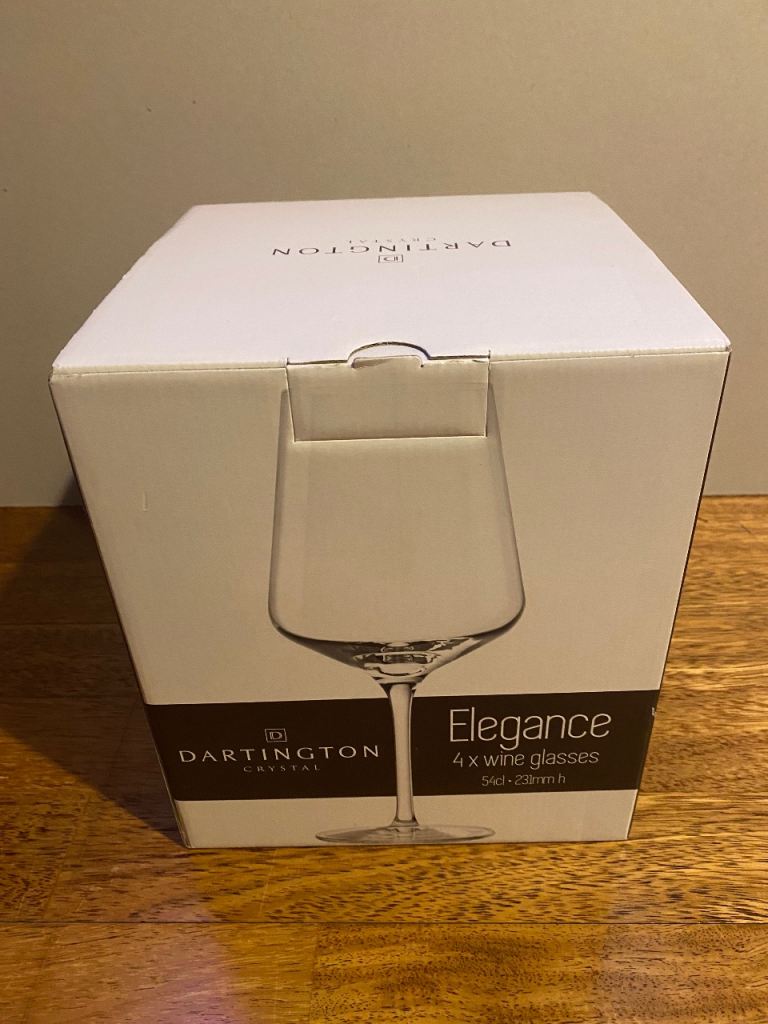 4 brand new dartington crystal wine glasses in box