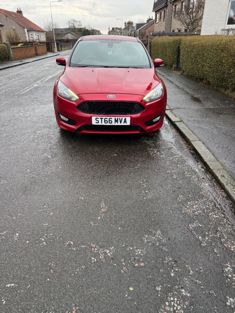 Ford, FOCUS, Hatchback, 2016, Manual, 999 (cc), 5 doors