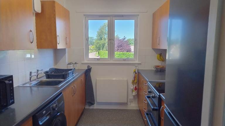 Swap Lovely 1 Bedroom Flat, Lovely Area, Newtyle