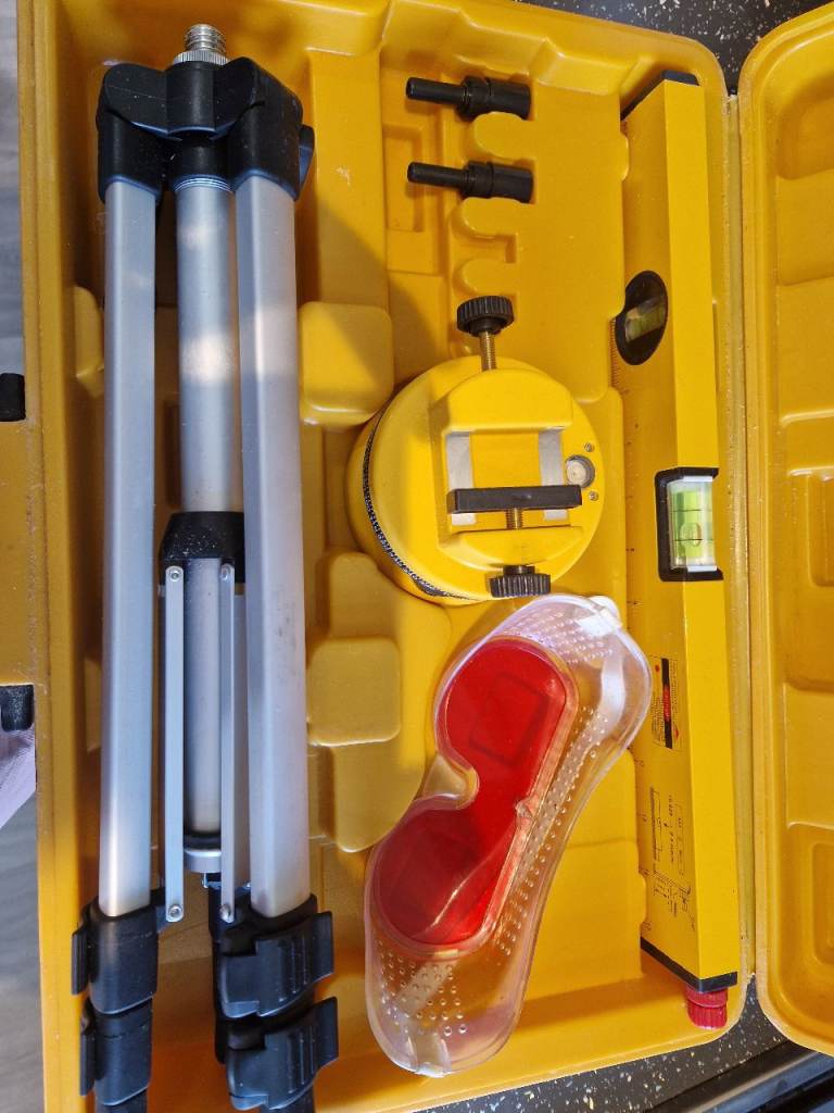 Lazer level and tripod