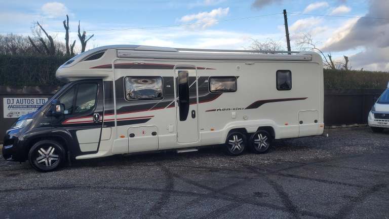 SWIFT KON-TIKI 669 motorhome 3.0 auto 4 berth 4 seatbelts island bed 2016