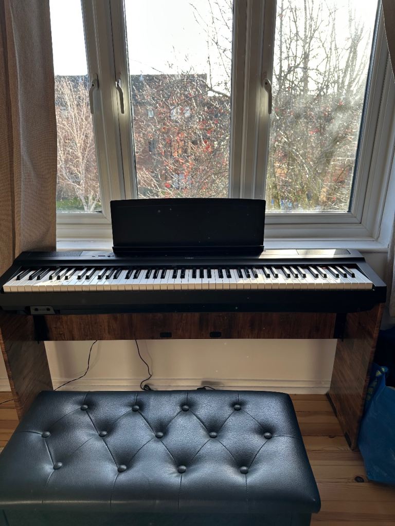 Yamaha P-125 Digital Piano with Stand and Double Piano Stool