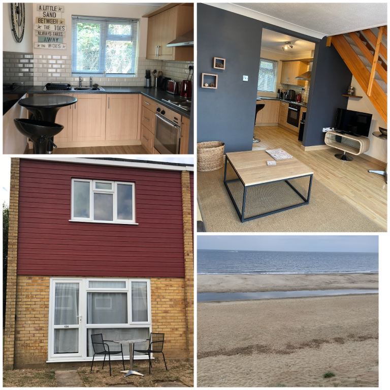 3 Bedroom 2 Storey Chalet hire sleeps 6 Bermuda Holiday Newport Hemsby Beach Norfolk