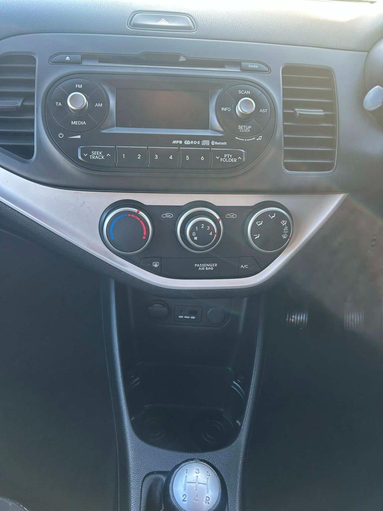 2012 Kia Picanto 1.0 2 5dr HATCHBACK Petrol Manual