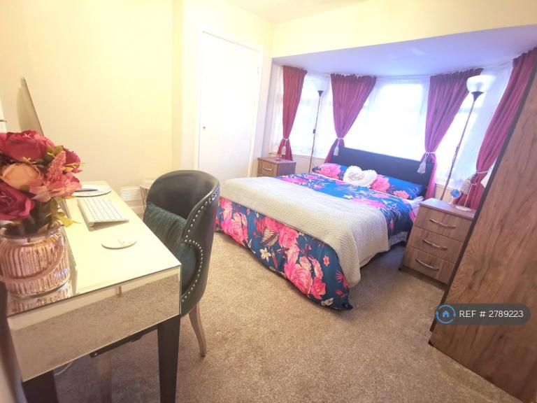 1 bedroom in Nine Elms Lane, Wolverhampton, WV10 (#2789223)