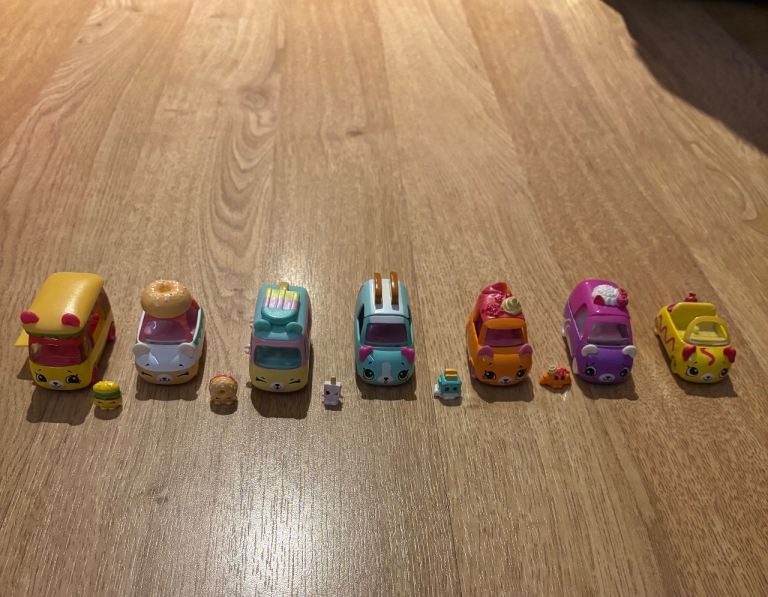 Shopkins Shoppies Cars and Mini Figures – Good Condition