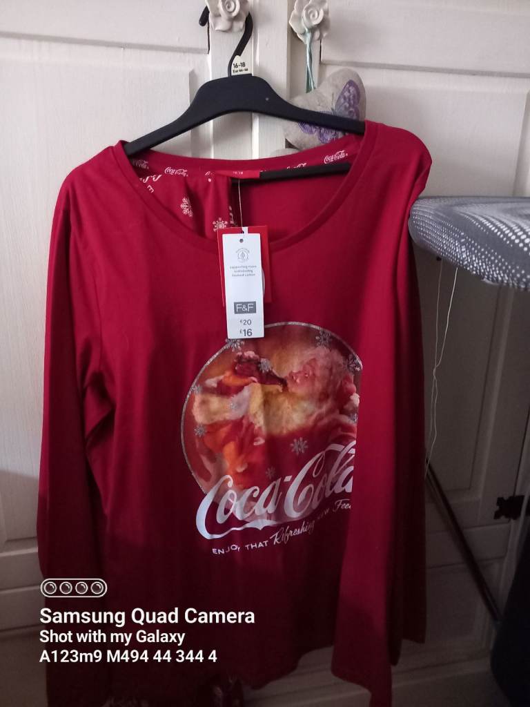 BNWT Ladies Christmas Coca cola pyjamas 16/18