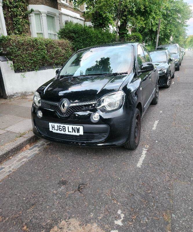Renault, TWINGO, Hatchback, 2018, Manual, 999 (cc), 5 doors