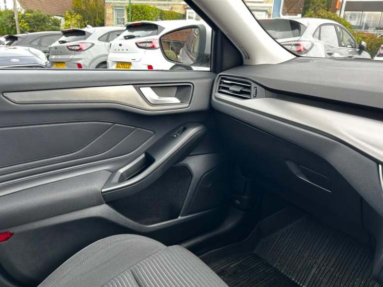 2023 Ford Focus 1.0T EcoBoost Titanium Estate 5dr Petrol Manual Euro 6 (s/s) (125 ps) Manua Estat...