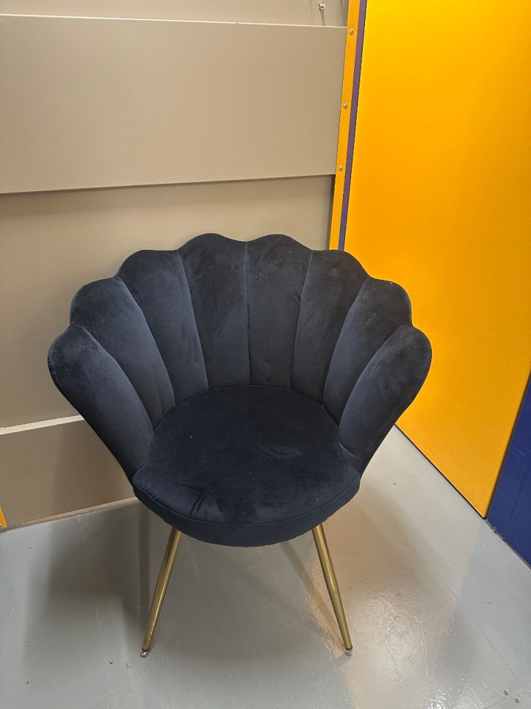Lovely Blue Velvet Accent Chair with Gold Legs – As Good As New