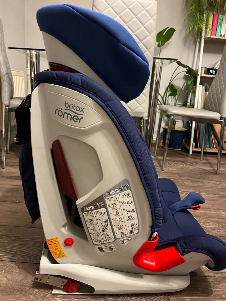 Britax Romer Advansafix car seat 