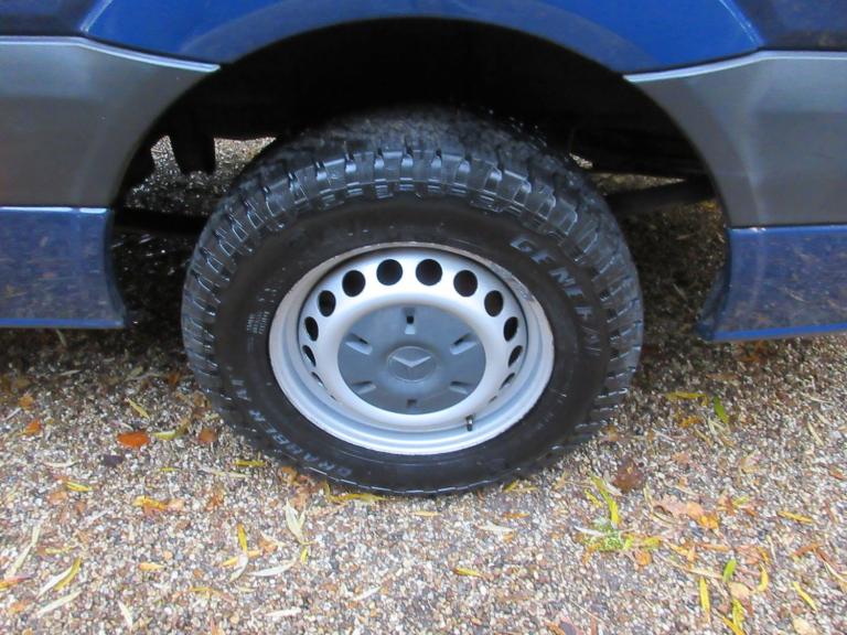 2014 Mercedes-Benz Sprinter 316 2.1CDi 3.5T L2H2 MWB MED ROOF [Email address removed. Click Email...