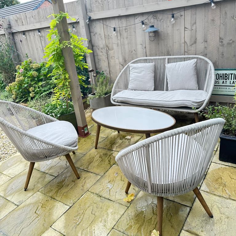 Garden furniture 