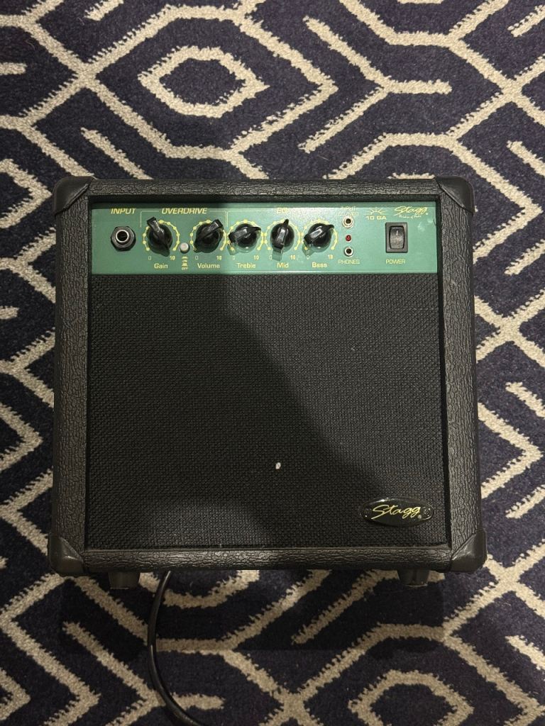 Stagg 10 GA Guitar Amp – Compact Practice Amp – Amplifier