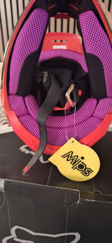 Fox Venz flo Red motocross helmet 