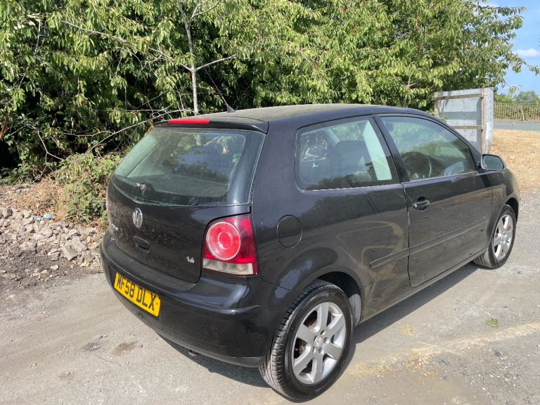 VW POLO 1.4 MATCH 58 REG BLACK SERVICE HISTORY MOT NOVEMBER 3RD LADY OWNER LOW INSURANCE 