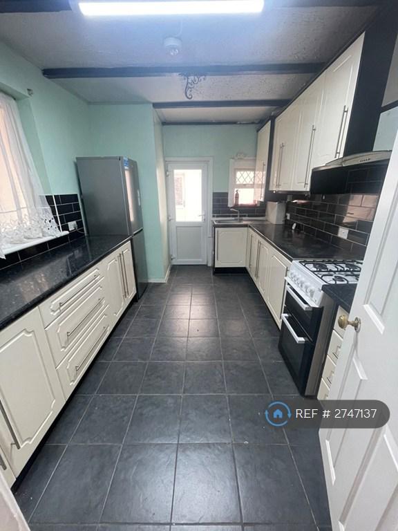 3 bedroom house in Masterman Road, London, E6 (3 bed) (#2747137)