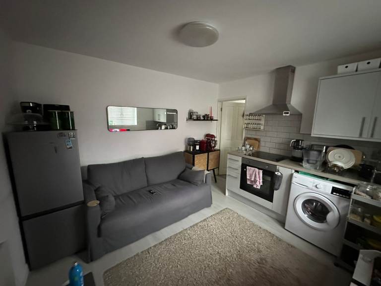 Self-Contained Studio Flat – Near Cambridge North Station & Science Park