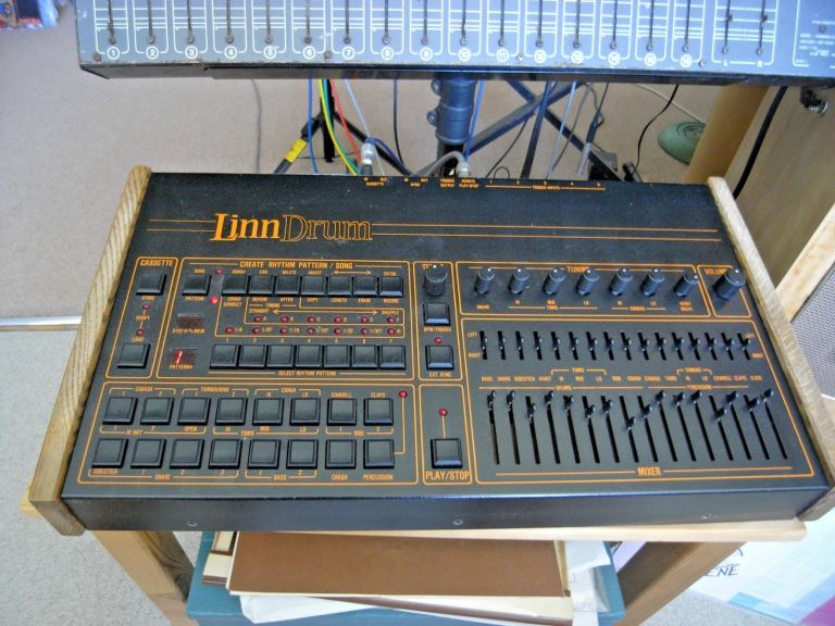 LinnDrum Drum Machine – LM2 