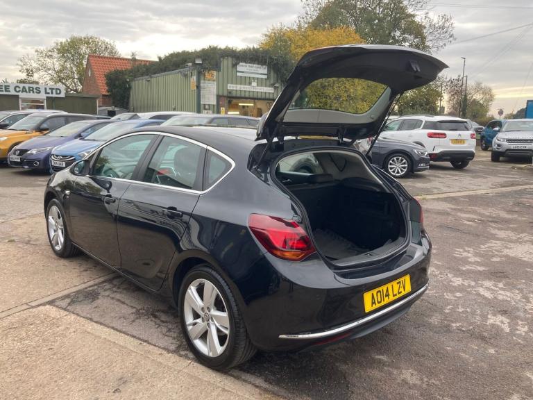 2014 Vauxhall Astra 1.6i 16V SRi 5dr Auto HATCHBACK PETROL Automatic