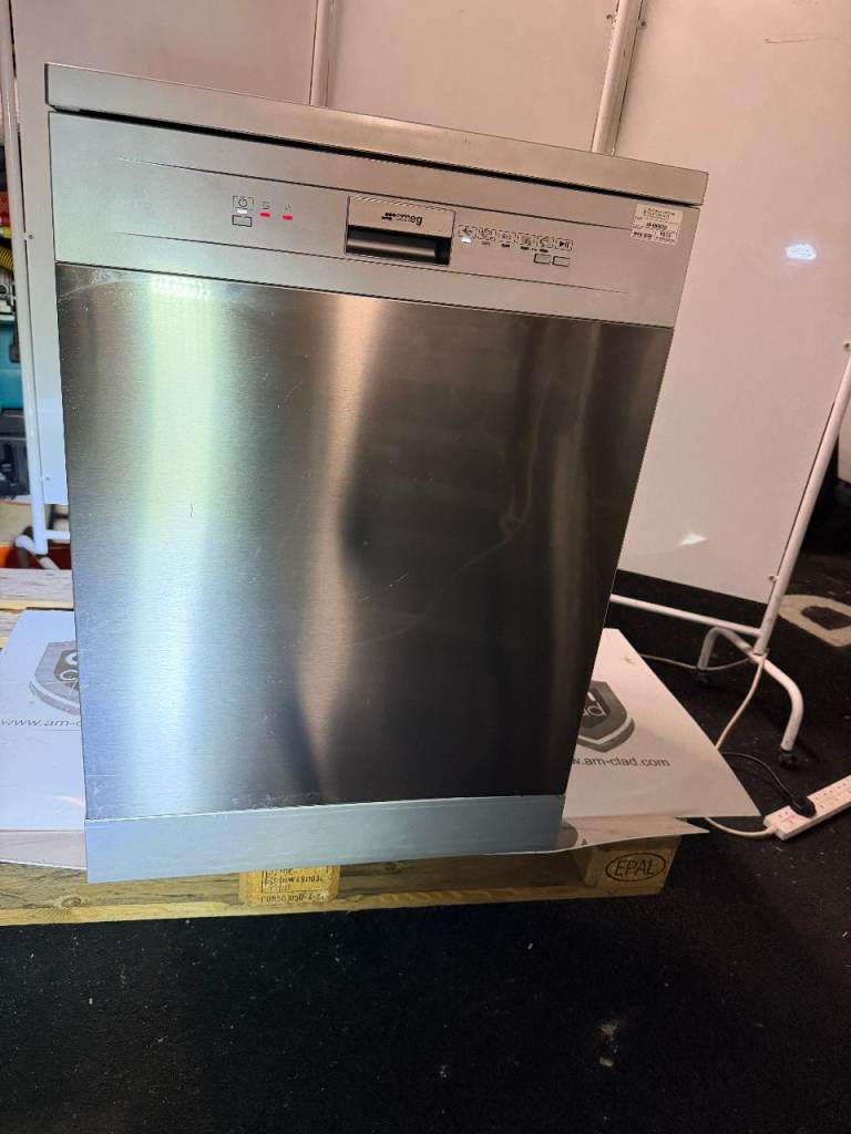 SMEG DFD13E2X Full-Size Freestanding Dishwasher/Stainless Steel/A Graded/60cm 