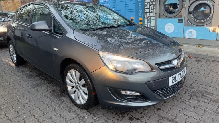 Vauxhall, ASTRA, Hatchback, 2013, Manual, 1598 (cc), 5 doors