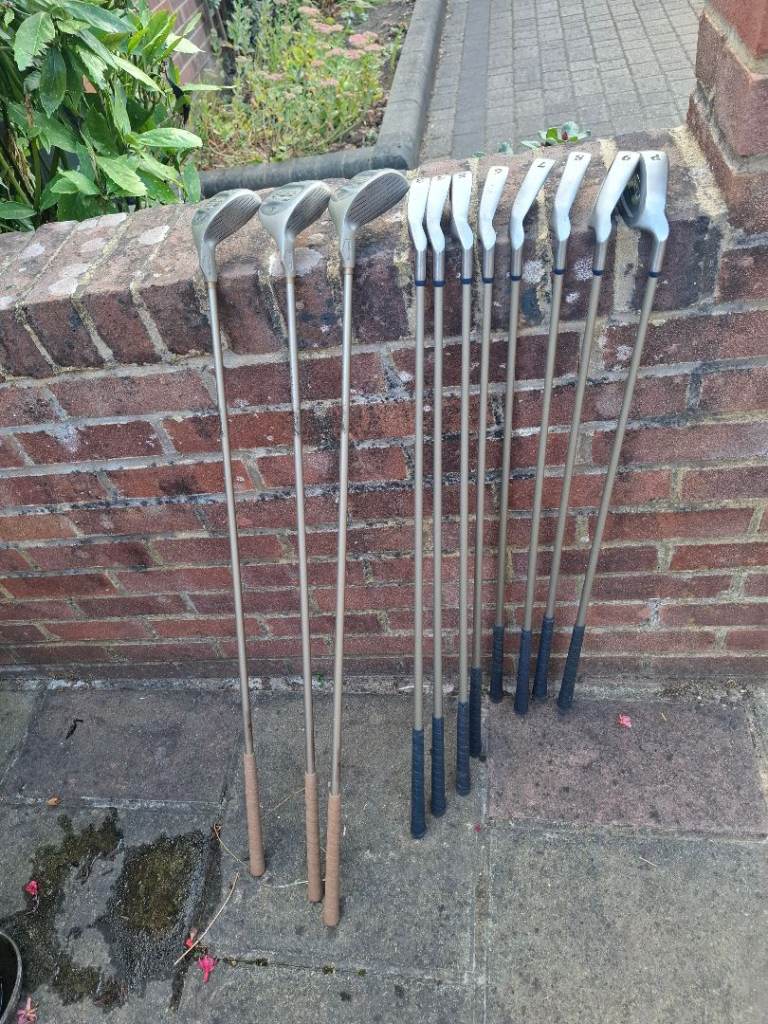 Chance to buy a lovely full set of Ladies Golf Clubs: Cobra Woods & Warrior Irons + Freebies