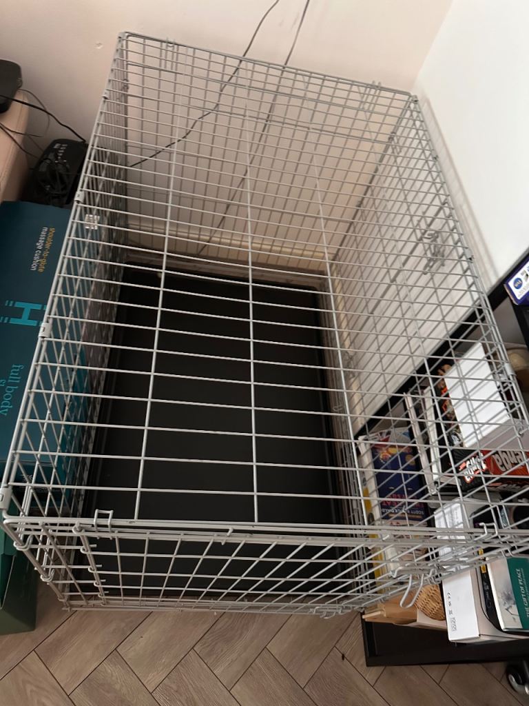 Dog cage size Large