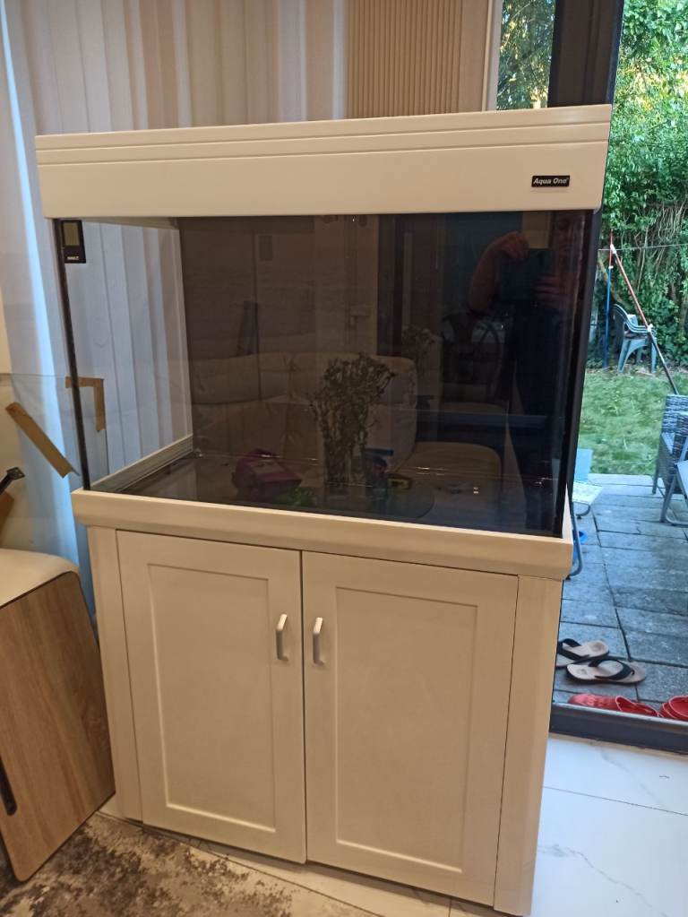 Aqua One Fish Tank Cabinet and sump
