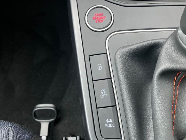 2025 SEAT Arona 1.0 TSI 115 FR Black Edition 5dr DSG Hatchback PETROL Automatic