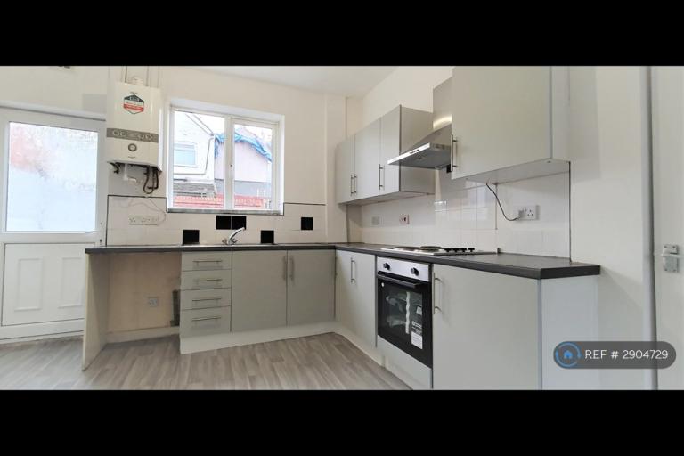 3 bedroom house in Darlington Street, Tyldesley, Manchester, M29 (3 bed) (#2904729)