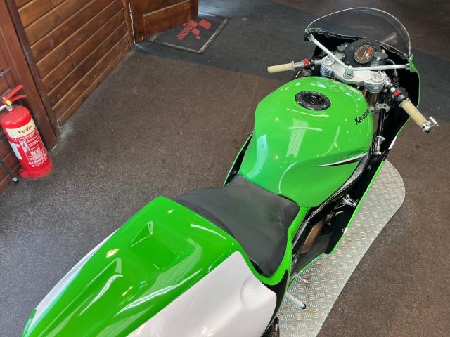 1994 KAWASAKI ZXR 750 L ,CLASSIC RACE /TRACK BIKE, IMMACULATE | in
