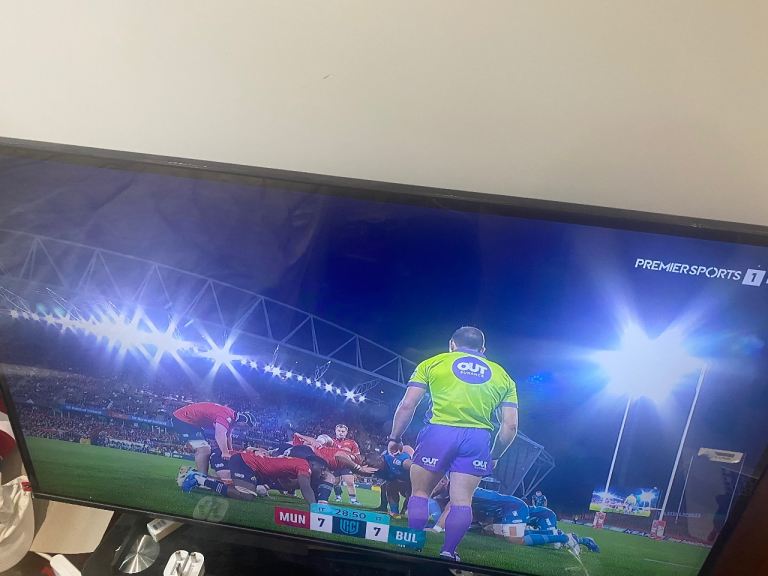 Samsung TV Collection only. As good as new