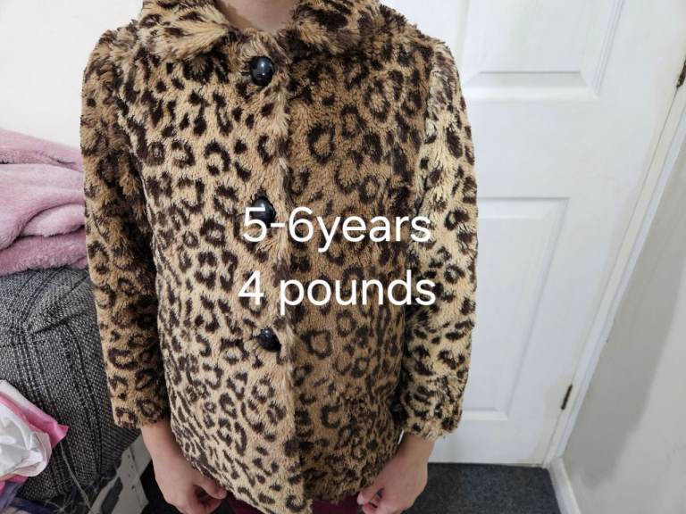 Very good conditions bundle clothes for girls 5-6years 