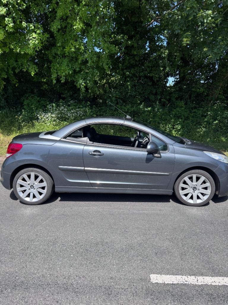 Peugeot, 207, Convertible, 2014, Manual, 1598 (cc), 2 doors