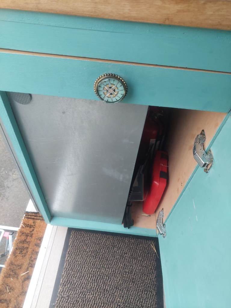 CAMPERVAN  With free awning. 